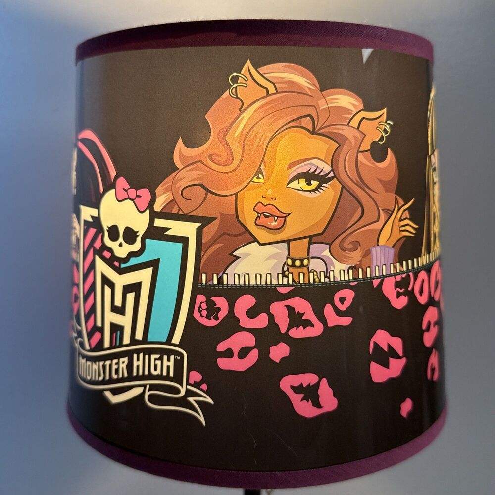 Vintage 2014 Monster High Table Lamp Light with Shade Great Working - Picture 2 of 11